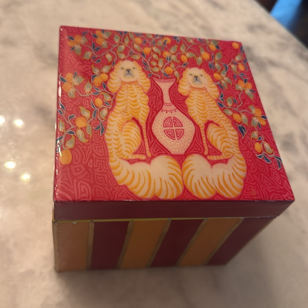 JAYES STUDIO PAIGE GEMMEL STAFF DOGS GIFT BOX